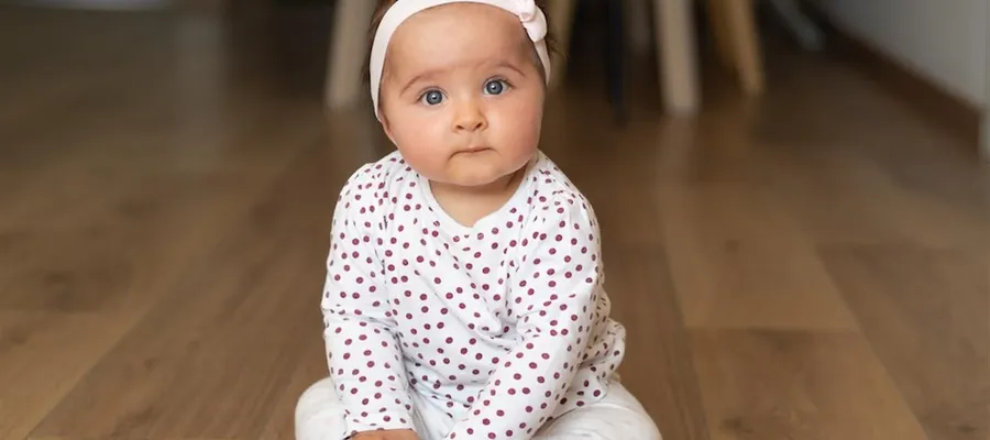 Bébé Fille